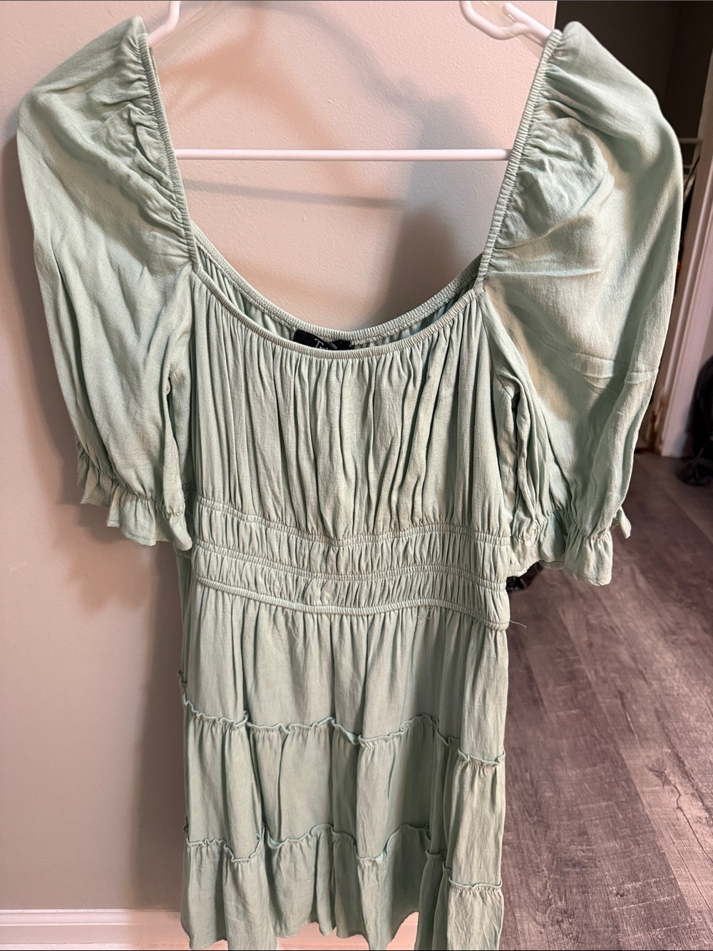 Trixxi Mint Green Tiered Puff Sleeve Dress